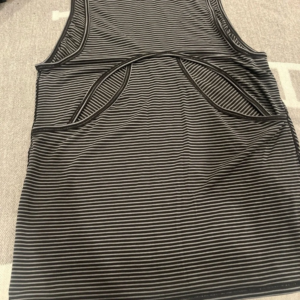 Lululemon Athletica Black and White Tank Top